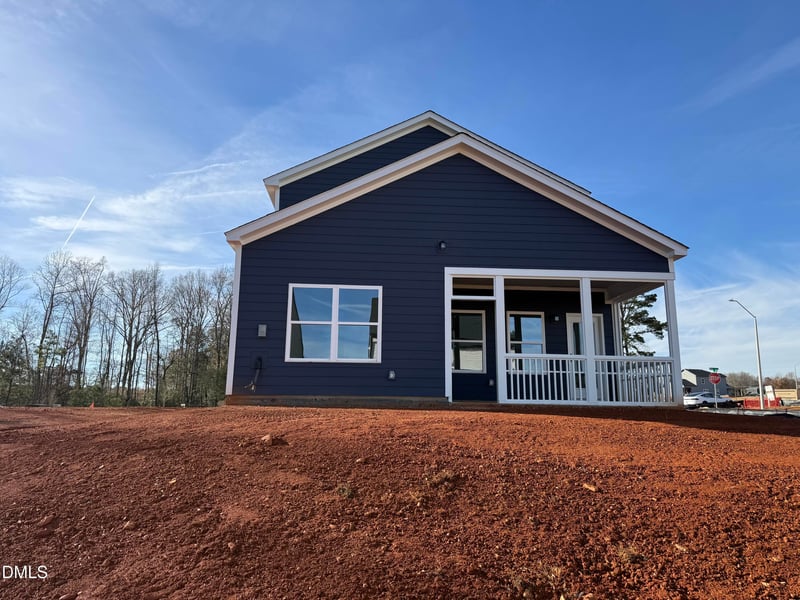 2101 Ken Dr #101, Fuquay Varina, NC 27526