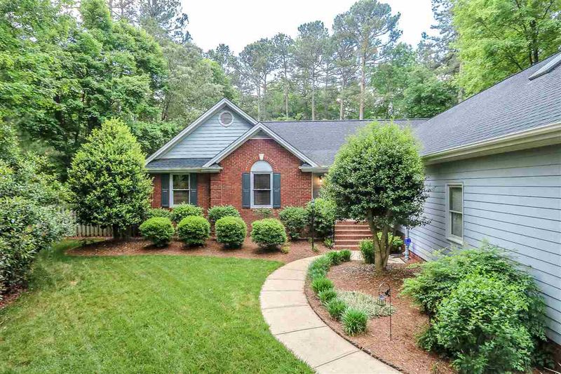 2101 Lovdal Dr, Raleigh, NC 27613