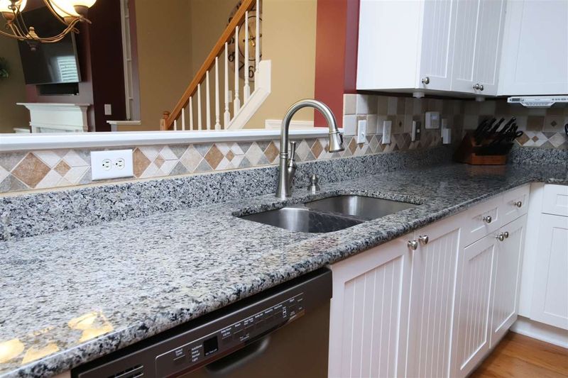 2101 Metacomet Way, Raleigh, NC 27604