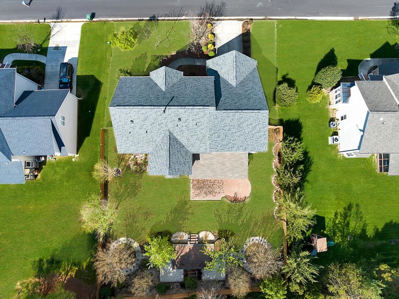 2101 Roland Glen Rd, Cary, NC 27519