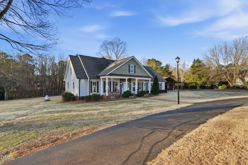 2101 Twin Acres Rd, Clayton, NC 27520