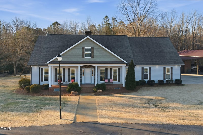 2101 Twin Acres Rd, Clayton, NC 27520