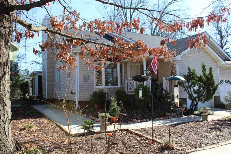 2102 A S Mebane St #A, Burlington, NC 27215