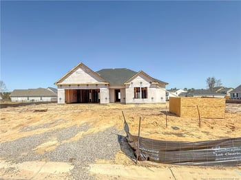 2102 Roadster Pony Ln, Hope Mills, NC 28348