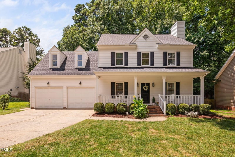 2102 Watersglen Dr, Apex, NC 27502