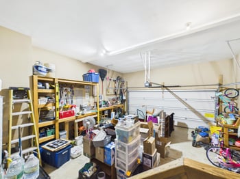 2102 Woodbury Dr, Hillsborough, NC 27278