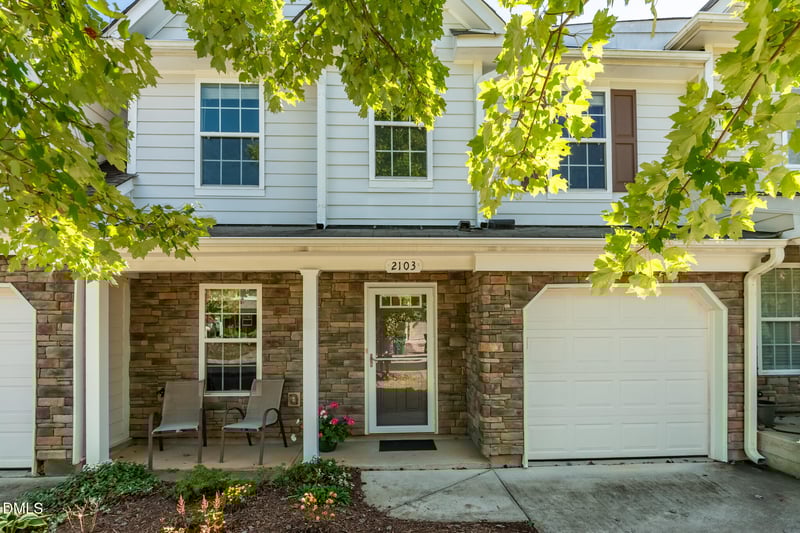 2103 Bartlett Cir, Hillsborough, NC 27278