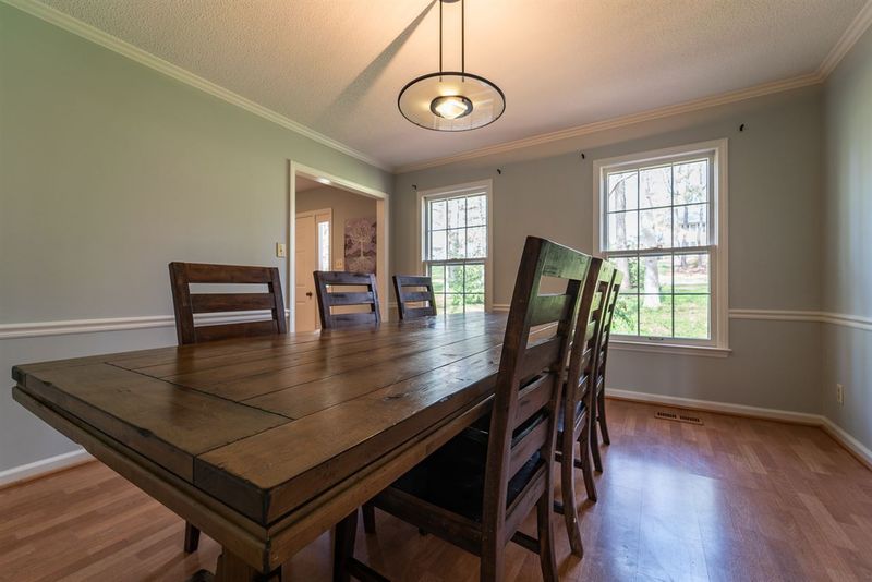 2103 Bayleaf Dr, Durham, NC 27712