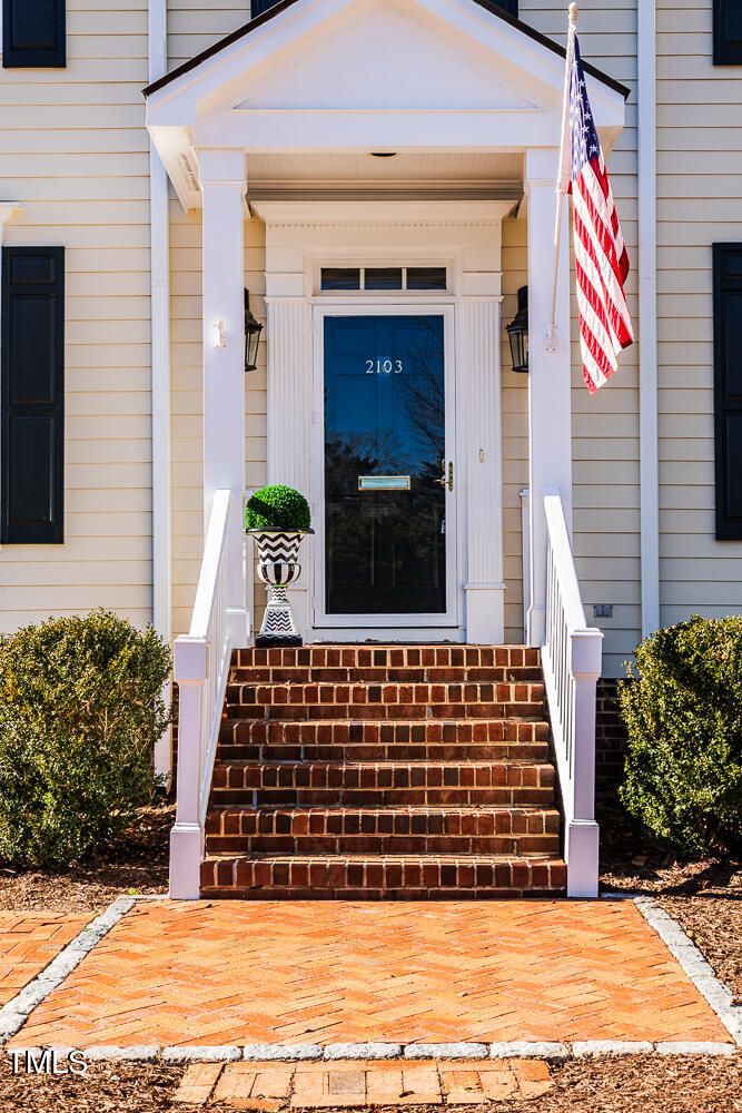 2103 Glenwood Ave, Raleigh, NC 27608