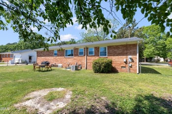 2103 Michael Ln, Smithfield, NC 27577