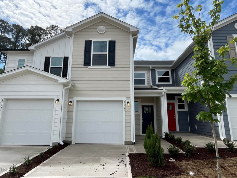 2103 Rockface Way, Durham, NC 27703