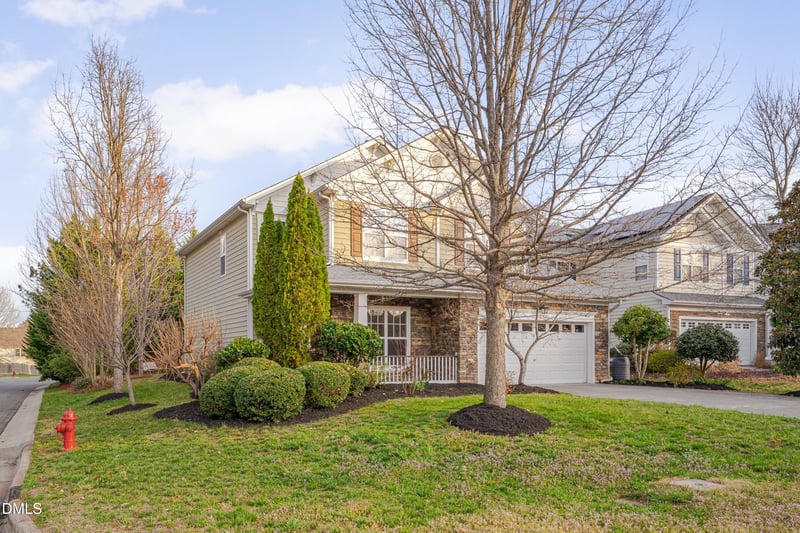 2103 Woodsdale Dr, Durham, NC 27703