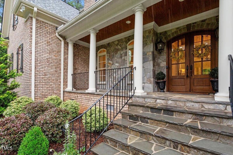 2104 Cadenza Ln, Raleigh, NC 27614