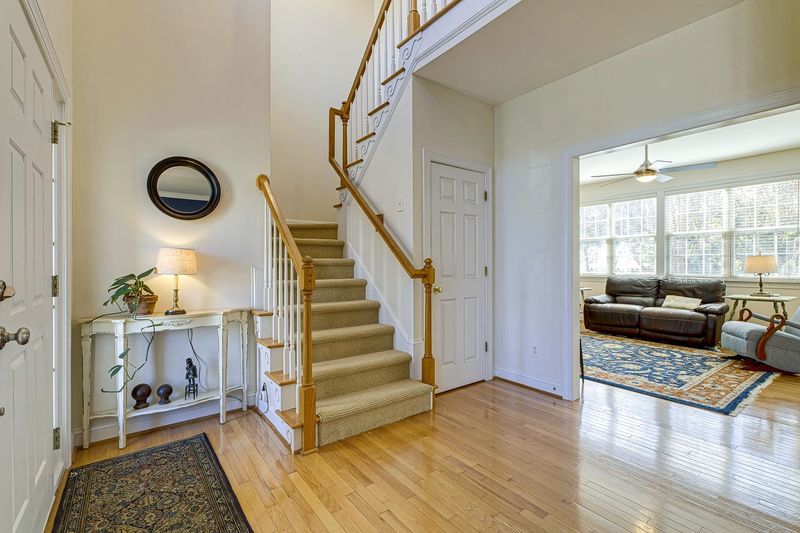 2104 Castleburg Dr, Apex, NC 27523