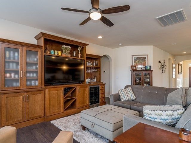 2104 Higley Dr, Wake Forest, NC 27587