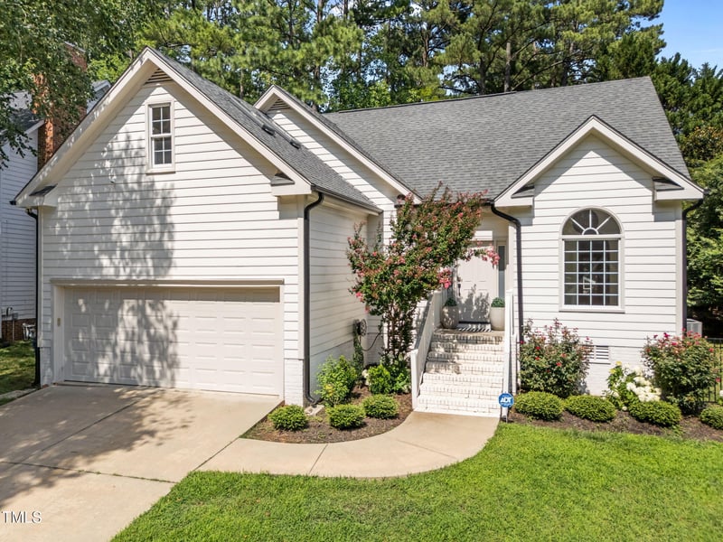 2104 Longwood Dr, Raleigh, NC 27612