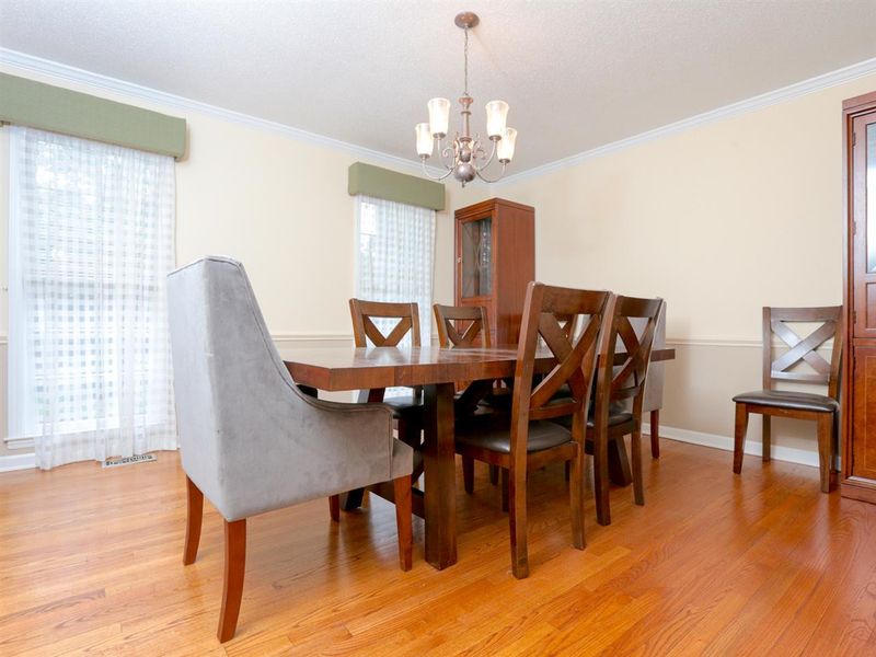 2104 Lynn Rd, Raleigh, NC 27612