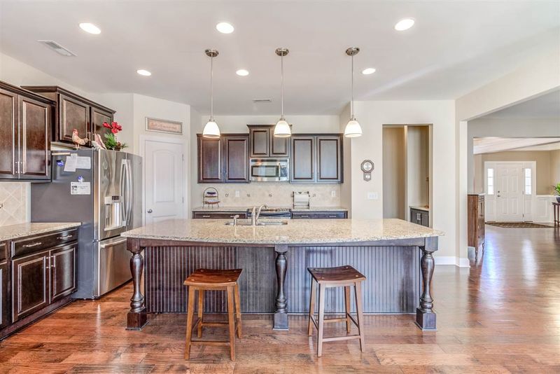 2104 Rainy Lake St, Wake Forest, NC 27587