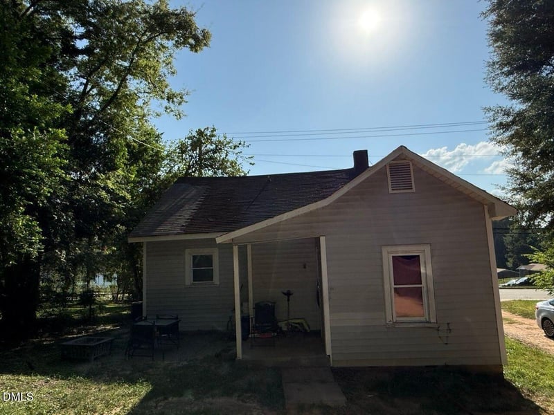 2104 Rosehill Rd, Fayetteville, NC 28301