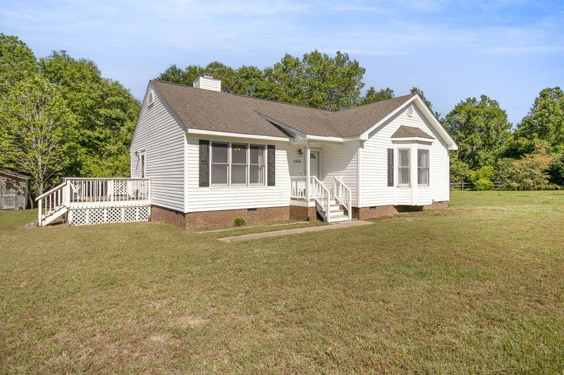 2104 Sterling Dr, Clayton, NC 27520