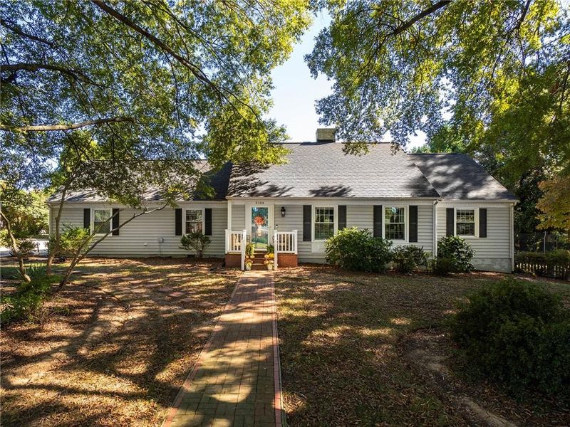 2104 Westover Ter, Burlington, NC 27215