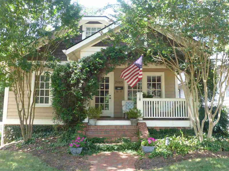2105 Breeze Rd, Raleigh, NC 27608