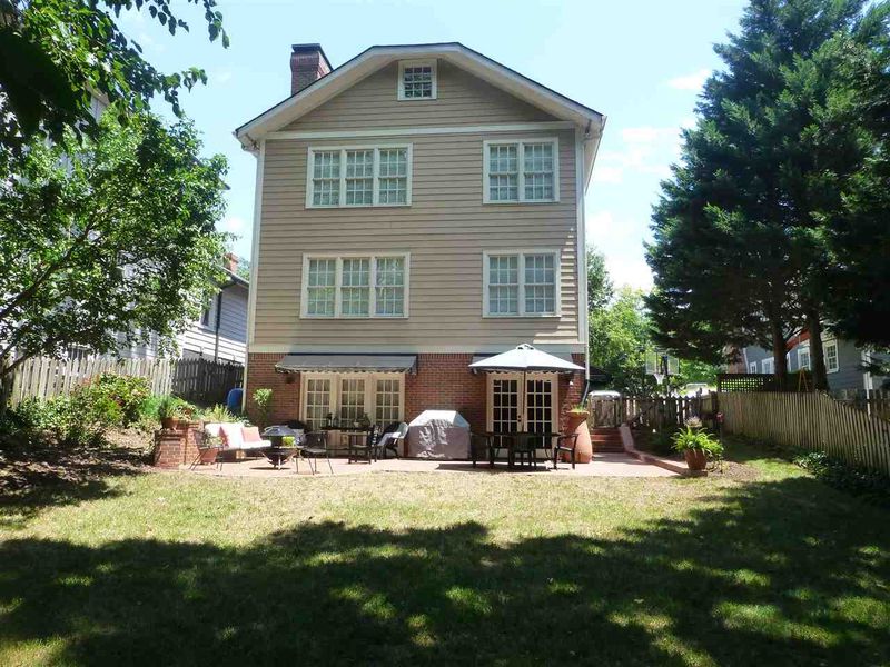 2105 Breeze Rd, Raleigh, NC 27608