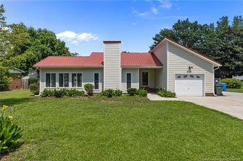 2105 Careygate Ct, Fayetteville, NC 28304