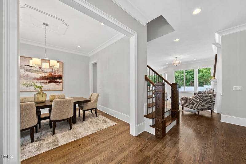 2105 Dunhill Dr, Raleigh, NC 27608