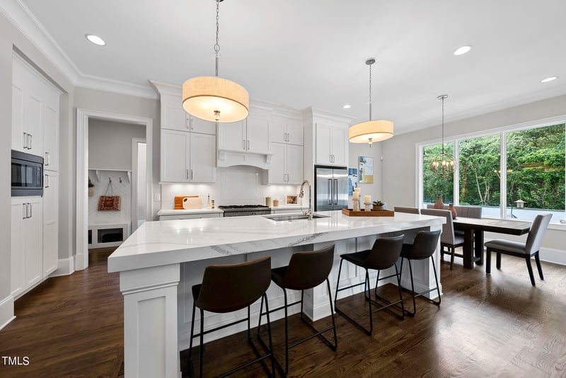 2105 Dunhill Dr, Raleigh, NC 27608