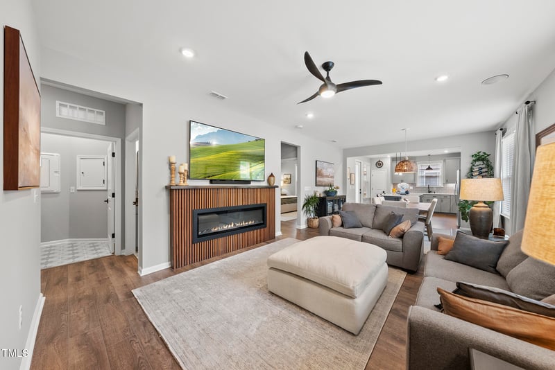 2105 Flycatcher Ln, Fuquay Varina, NC 27526