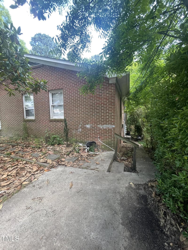 2105 Lafayette St, Durham, NC 27707