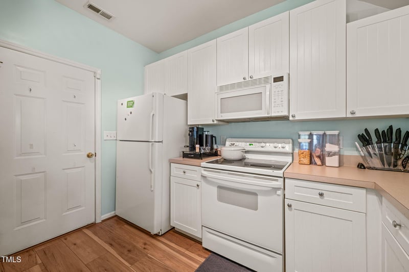 2105 Metacomet Way, Raleigh, NC 27604