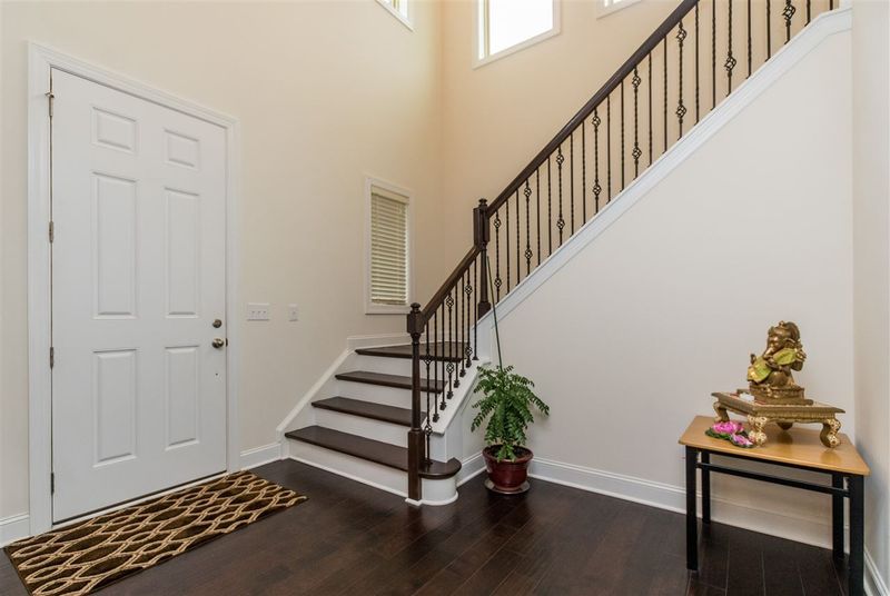 2105 Old Pine Needle Way, Apex, NC 27539