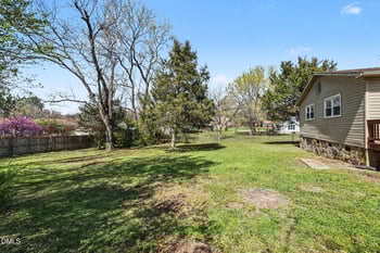 2105 Parks St, Greensboro, NC 27405