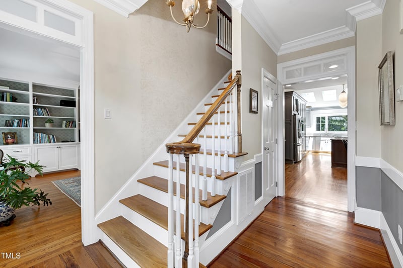 2105 Prescott Pl, Raleigh, NC 27615