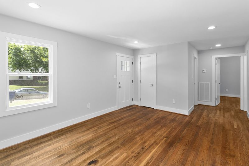 2105 Ramseur St, Raleigh, NC 27610