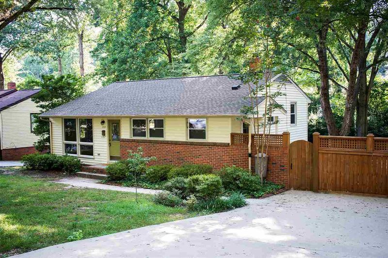 2105 Timber Dr, Raleigh, NC 27604