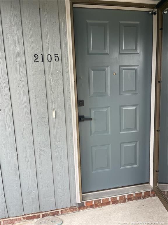 2105 Wexford Oaks Ct, Fayetteville, NC 28303