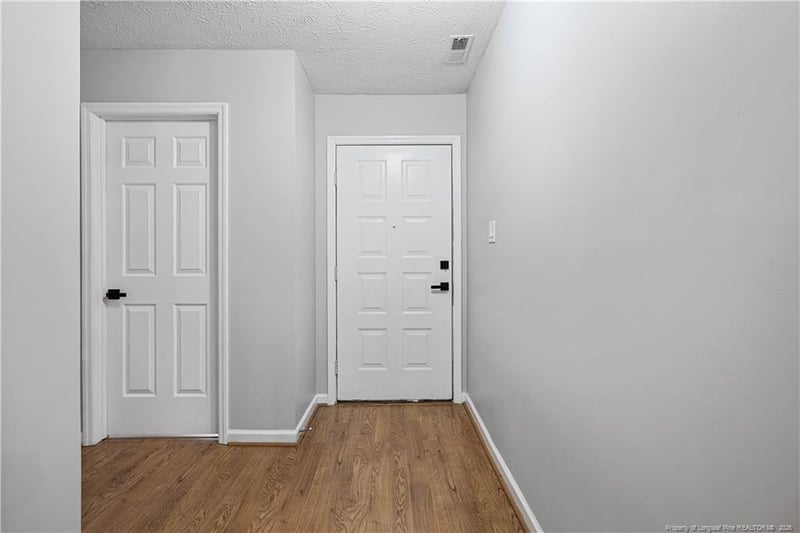 2105 Wexford Oaks Ct, Fayetteville, NC 28303