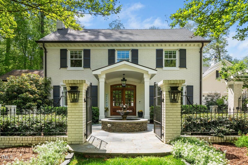 2105 White Oak Rd, Raleigh, NC 27608