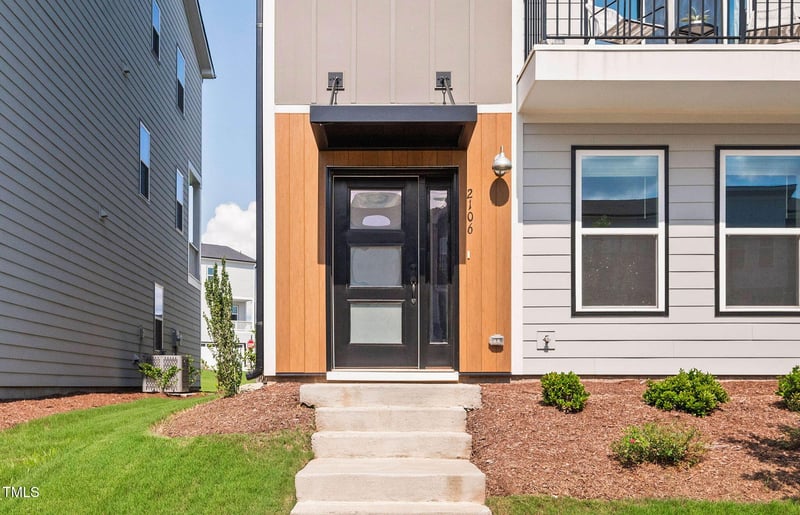 2106 Big Falls Dr, Wendell, NC 27591