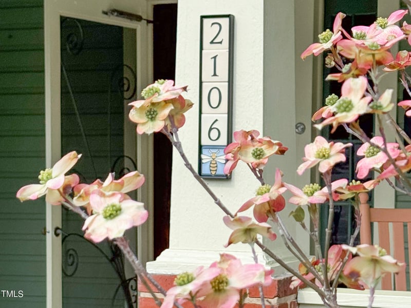 2106 Chapel Hill Rd, Durham, NC 27707