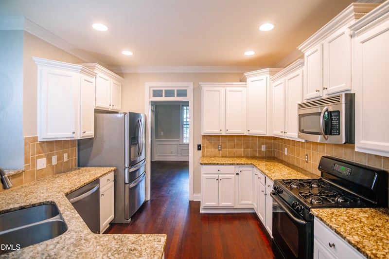 2106 Cloud Cover Ln, Raleigh, NC 27614