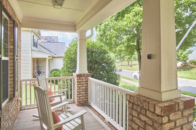 2106 Hemlock Hill Dr, Durham, NC 27703