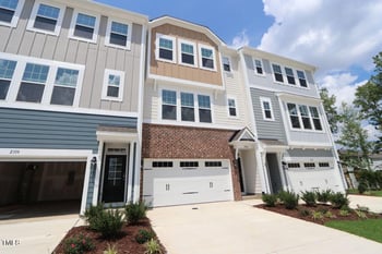 2106 Kettle Falls Station #689, Apex, NC 27502