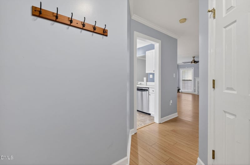2106 Trailridge Ct, Raleigh, NC 27603