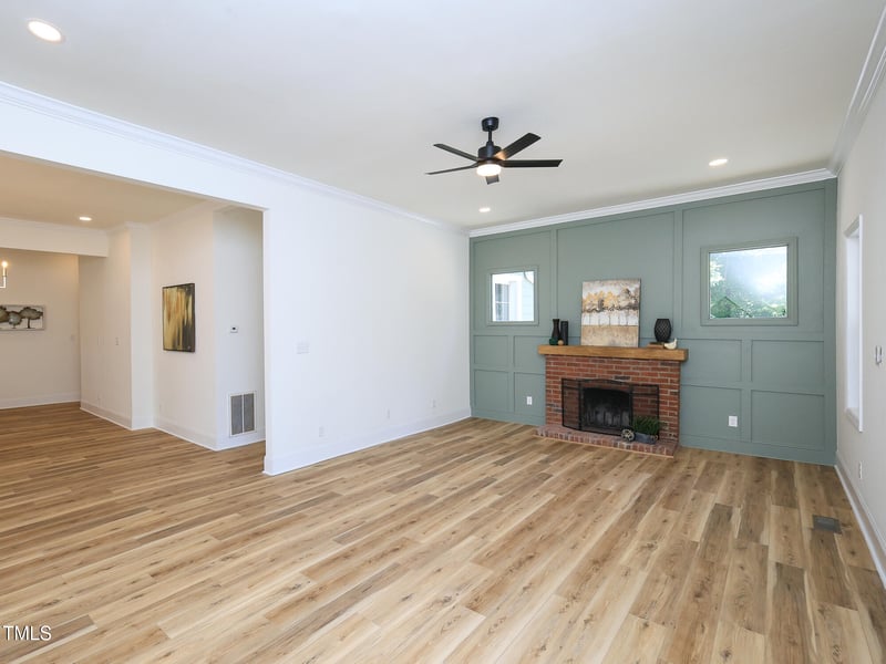 2106 University Dr, Durham, NC 27707