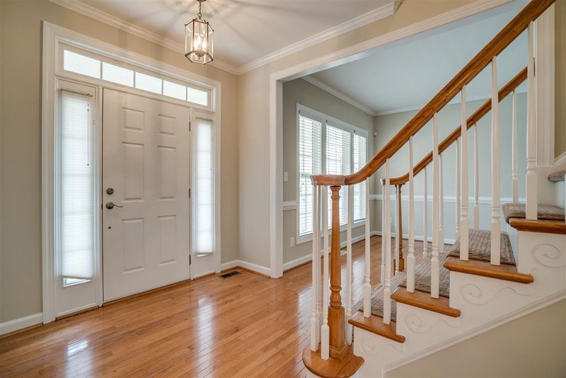 2107 Templeton Gap Dr, Apex, NC 27523