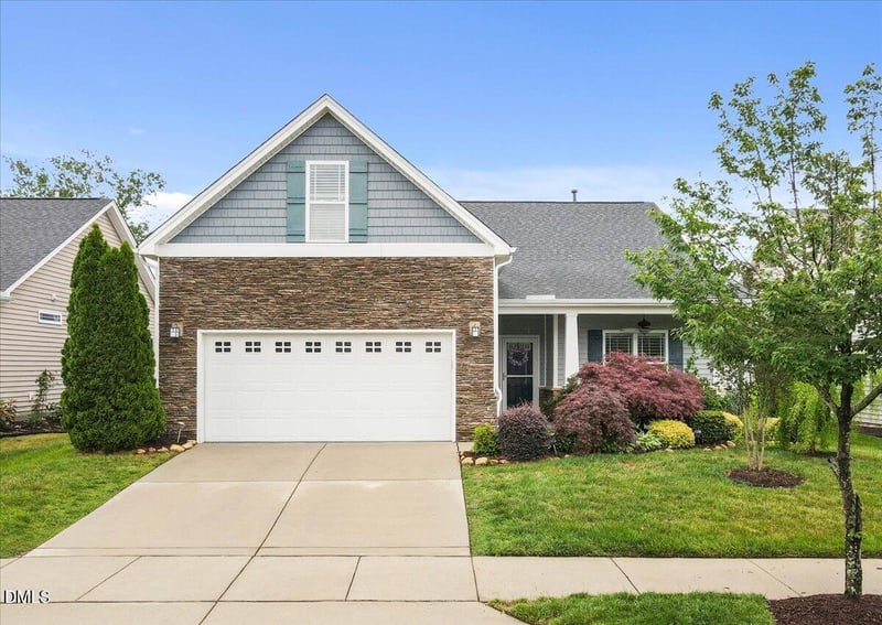 2108 Buck Corner Ln, Fuquay Varina, NC 27526